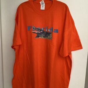 216. Gildan Bright Orange Florida Tee with Alligator Graphic NWOT